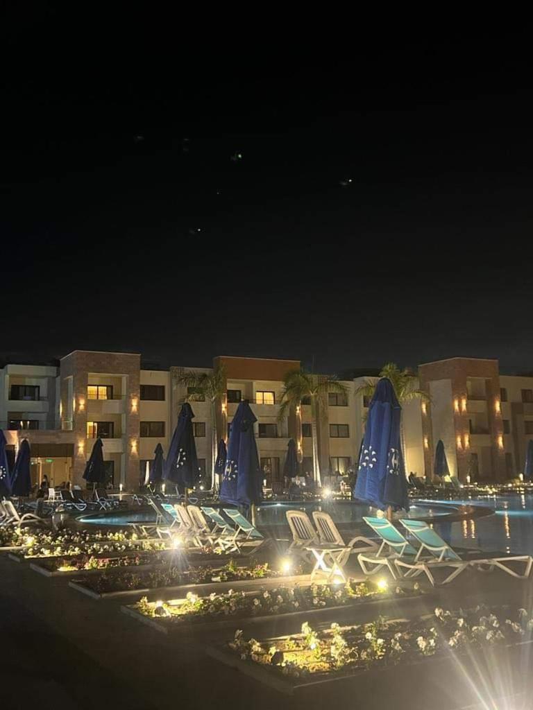 شقه فندقيه - هلنان بورفؤاد Port Saïd Extérieur photo